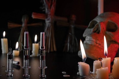 Le marabout Kpayéro propose un rituel de retour affectif puissant pour ceux qui souhaitent retrouver l’amour perdu. Grâce à ses pratiques spirituelles, retrouvez l'équilibre amoureux et personnel.