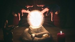 Marabout et voyant Kpayéro réalise des rituels puissants de retour affectif et de purification spirituelle. Faites appel à lui pour résoudre vos blocages sentimentaux.