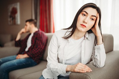 Kpayéro, marabout voyant, offre des rituels puissants pour attirer l’amour et faire revenir un ex. Consultation discrète et efficace pour résoudre vos problèmes sentimentaux.